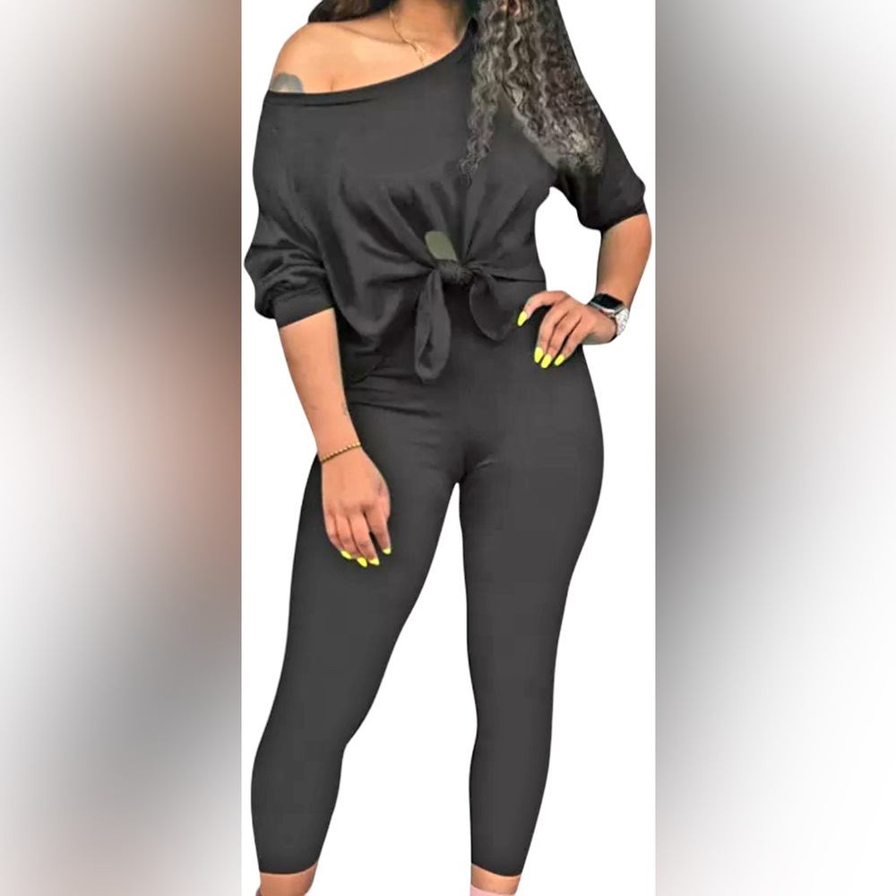 Black 2 Piece Set (Plus-size)